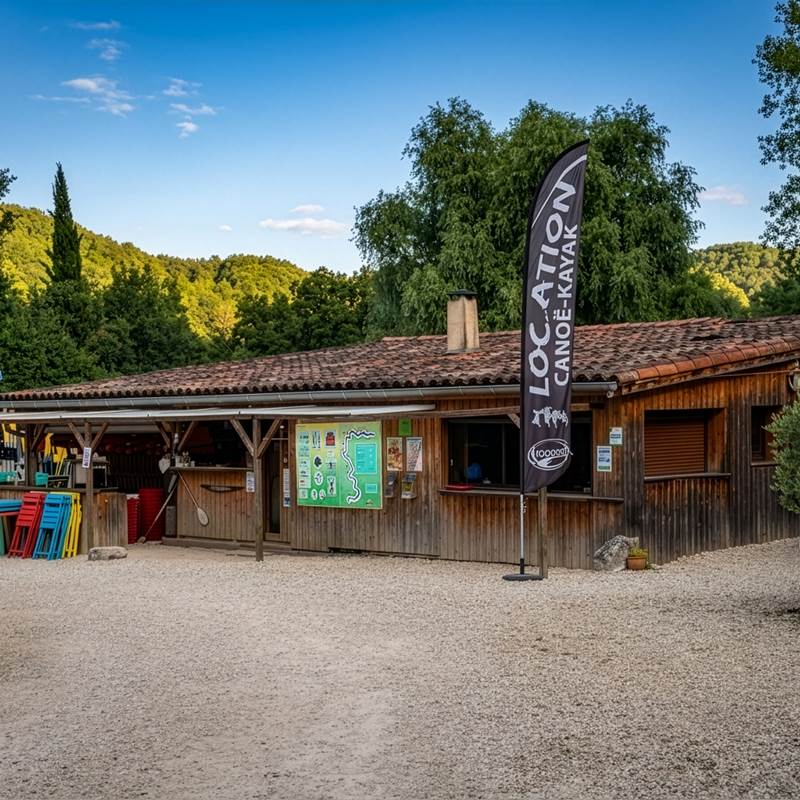 Base d’accueil et espace de départ des activités de pleine nature dans les Gorges de l’Aveyron.-galerie