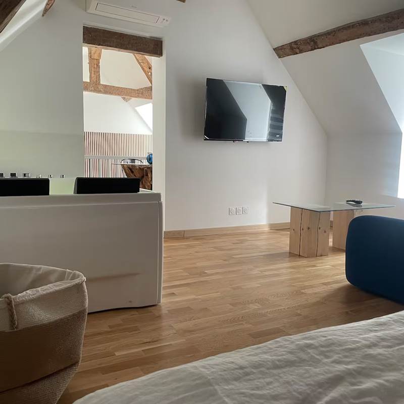 7f2ac02a-05c4-4029-8222-bd7f537a7aee