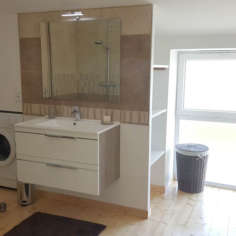 Salle de Bain - Vasque, machine à laver