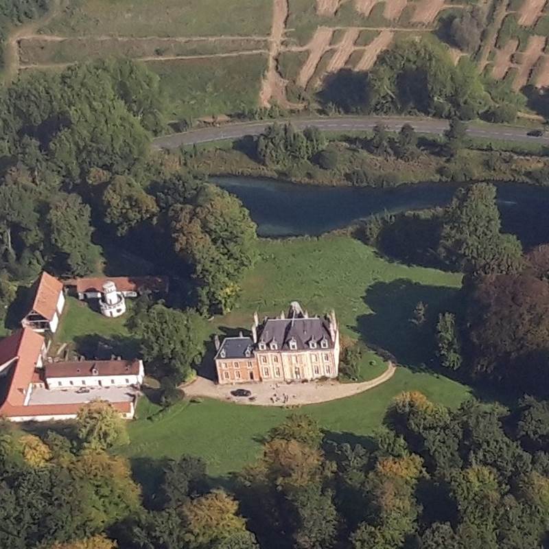 Vue aérienne Gite, château et parc
