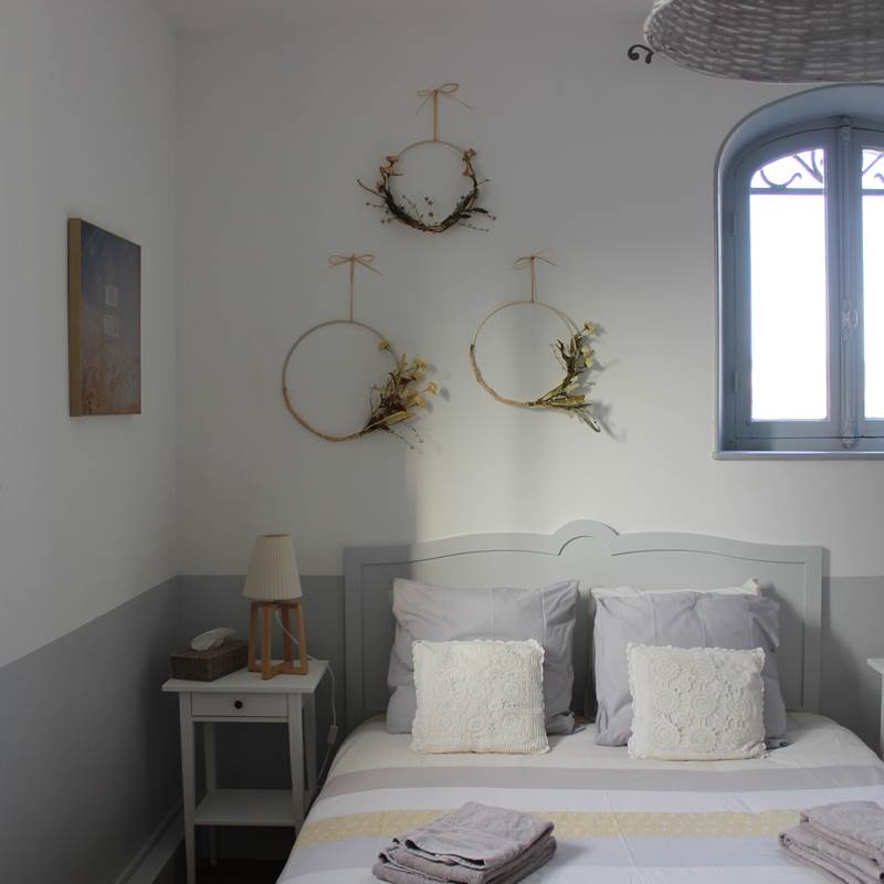 B&B La Poterne - Chambre d'hôtes Florale à Epernay
