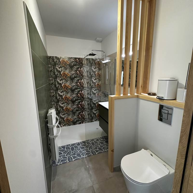 Logement 2 Equilibre LE MAINE LOREVA CONSTANT vue salle de bain