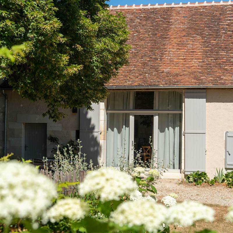 Grande baie vitrée du gite du Cygne