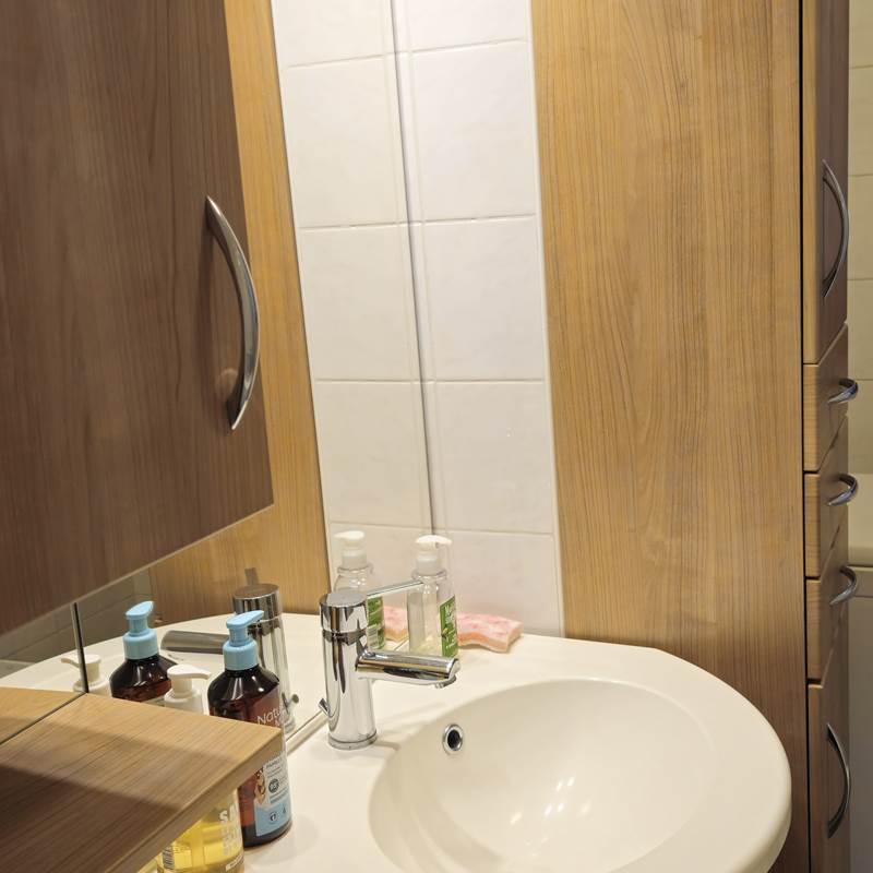GAC salle de bain lavabo