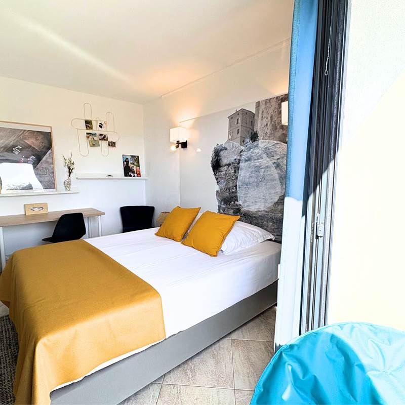 Chambre d'hôtes à Sagone Corse avec grande terrasse vue mer