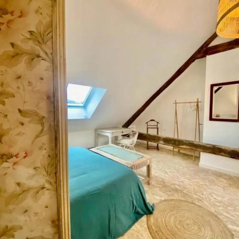 gîte de charme Hautes-Alpes  maison de village rénovée  façade maison de montagne