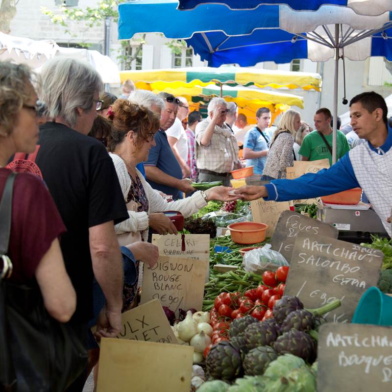 Uzès, marché-img-around