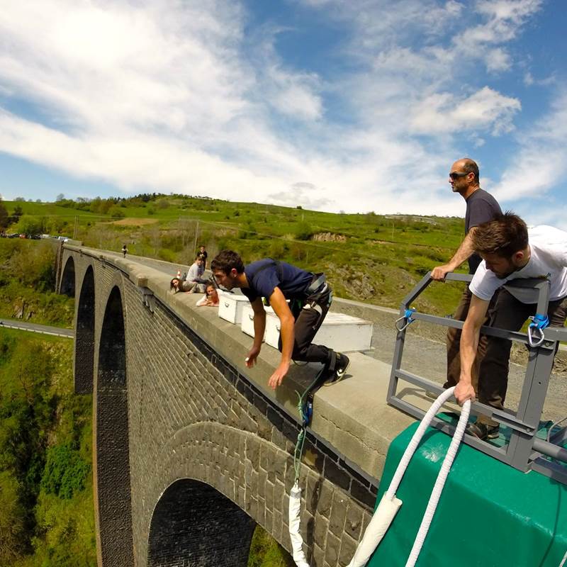 saut-elastique-Viaduc-Recoumene-Puy-en-velay-43-saut-elastique--galerie