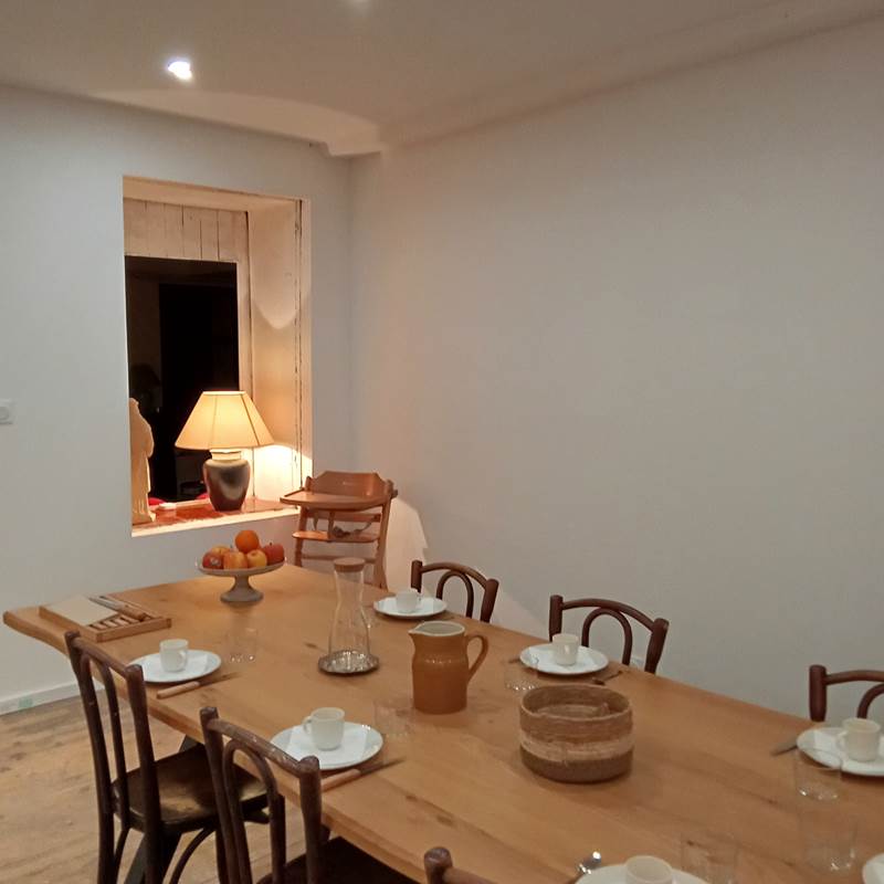 Le Mas Palegry chambres d'hôtes salle à manger 03
