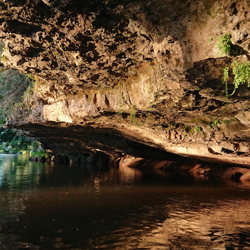 trésor caché de la Vézère, canoe family, canoe saint leon sur vezere-galerie