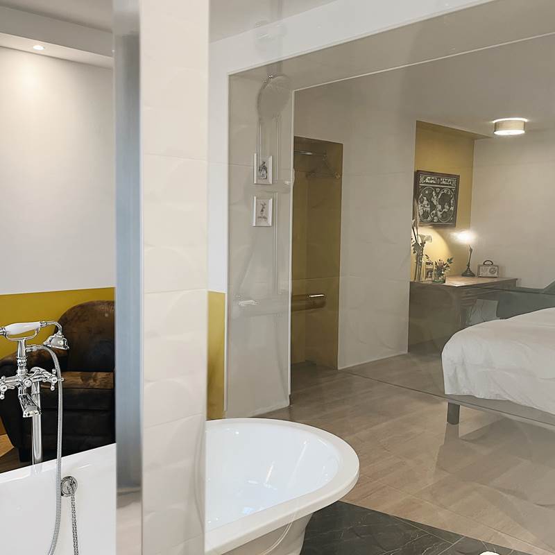 Chambre 1 - Domaine Labouroume - chambre d'hote a la campagne 2