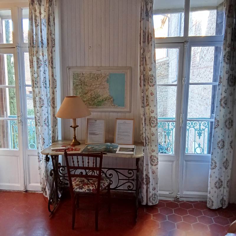 Le Mas Palegry chambres d'hôtes Perpignan chambre 4 suite aux oiseaux 09