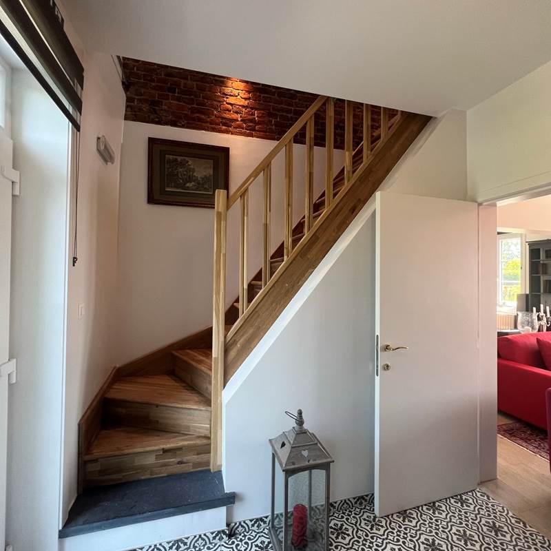 L'escalier du  vestiaire
