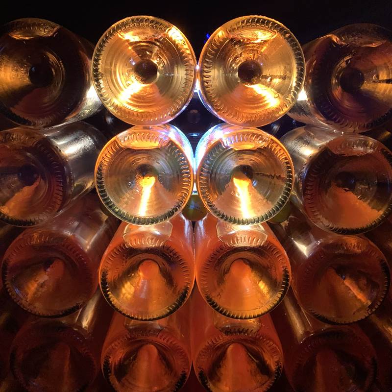 bouteilles jeu de lumières-galerie