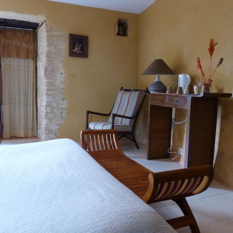Chambre "ocre"