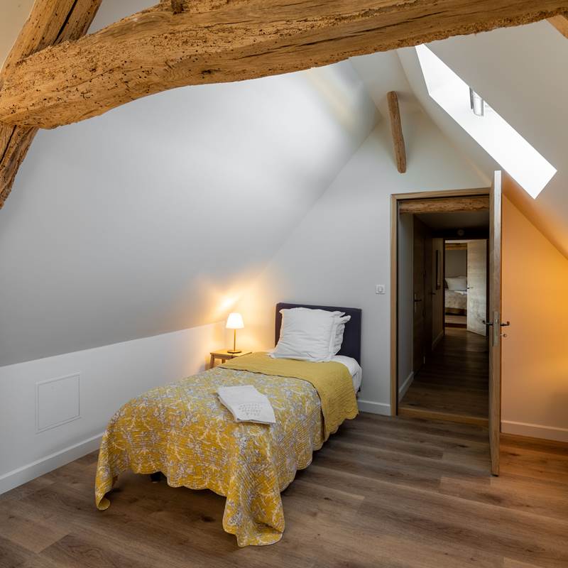 Chambre à 3 lits à l'étage du Cerf