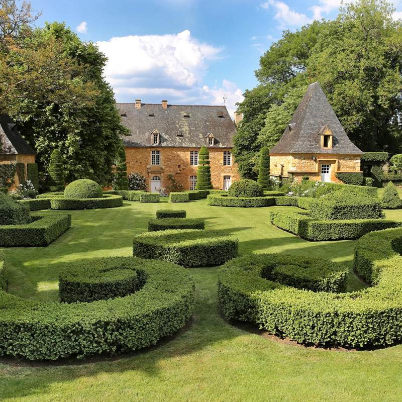eyrignac_manoir_parterre_©jerome_morel-img-around