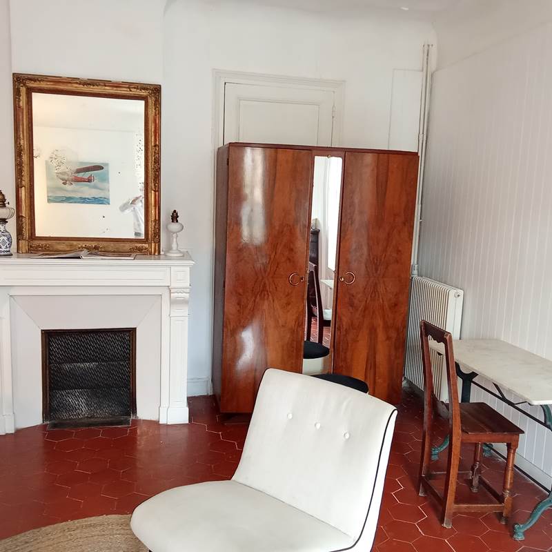 Le Mas palegry chambres d'hôtes Perpignan chambre 2 côté jardin cheminée