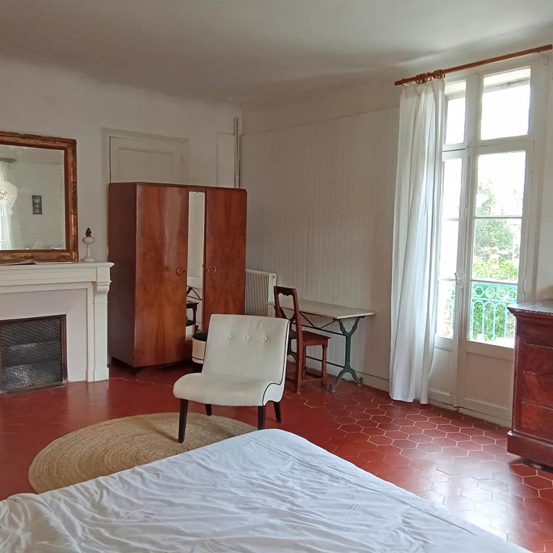 Le Mas palegry chambres d'hôtes Perpignan chambre 2 côté jardin rangement