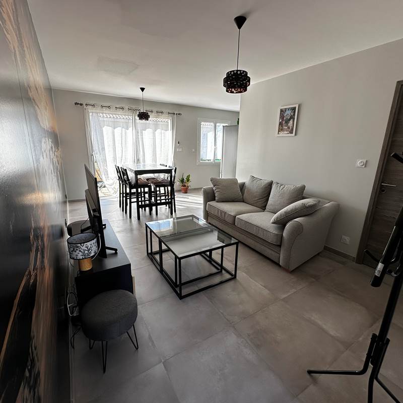 Logement 3 Evasion LE MAINE LOREVA CONSTANT vue entrée