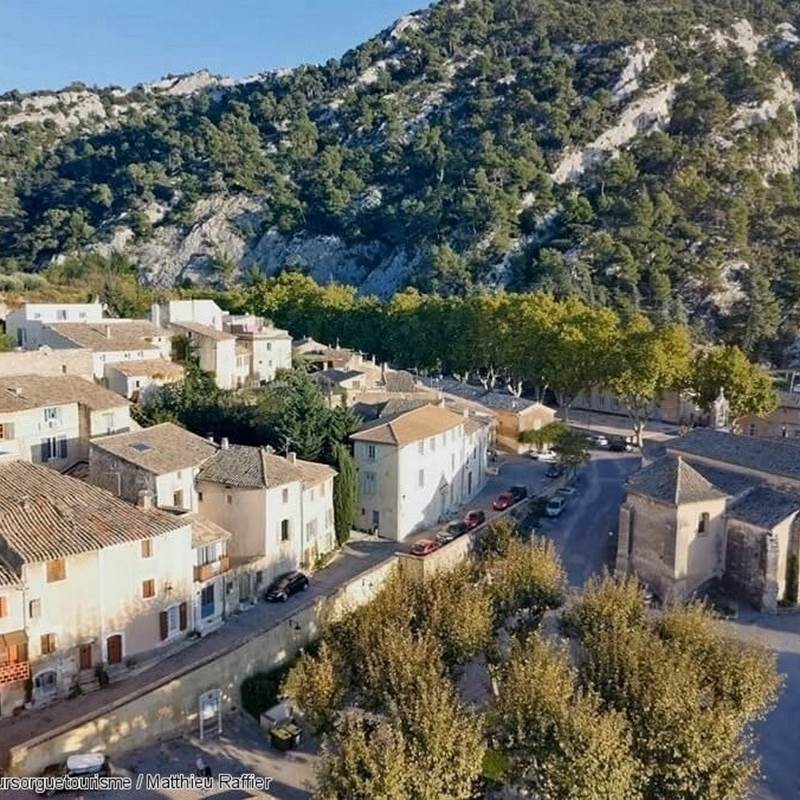 VILLAGE ROBION-galerie