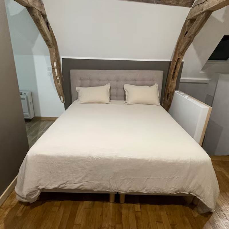 f95a676c-414a-4ce3-8825-4f61ef82ea33