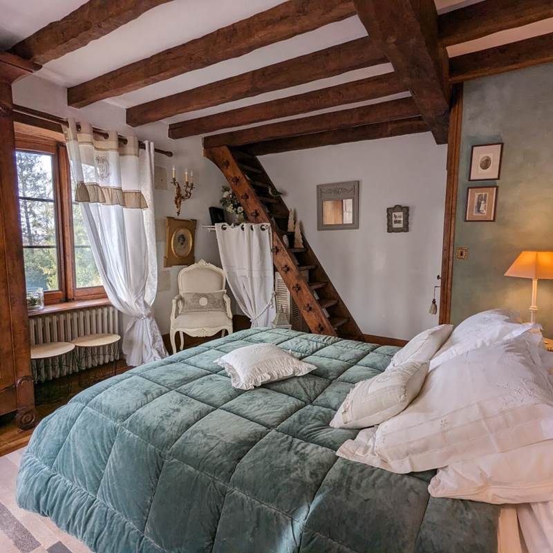 Moulin-Rouhaud-Chambre-la-Tour-décoration