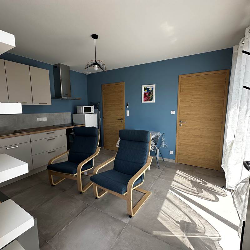 Logement 1 LE MAINE LOREVA CONSTANT vue piece de vie 2