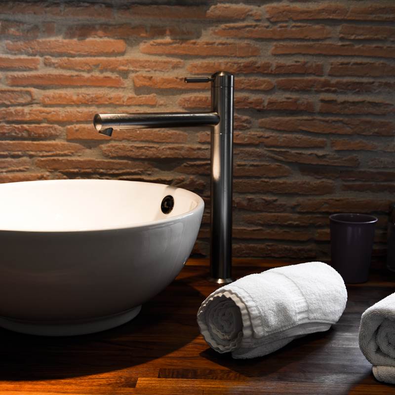 salle de bain de la chambre de Valere