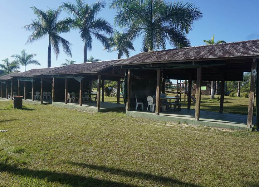 Carbet "kôté plage"