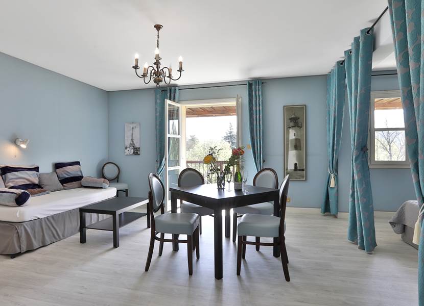 Gîte Tradition Gentilhommière 34 avec balcon filant pour 2 à 4 personnes