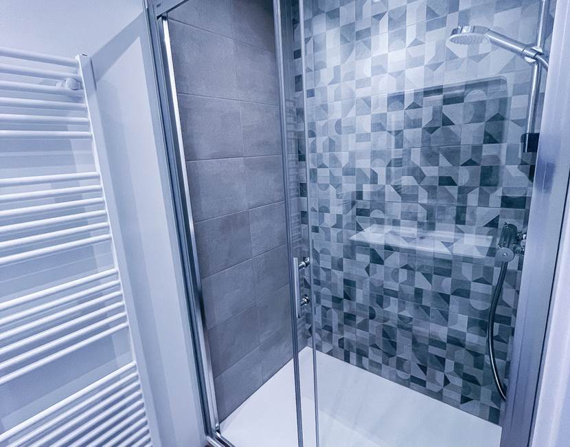 douche / shower
