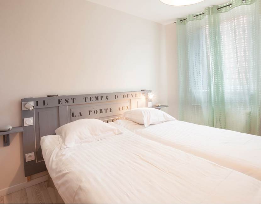chambre 2 / bedroom 2