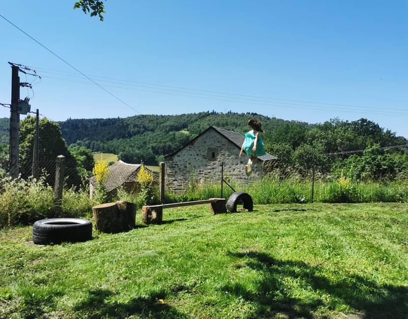 Le parcours de motricité amuse beaucoup les enfants !