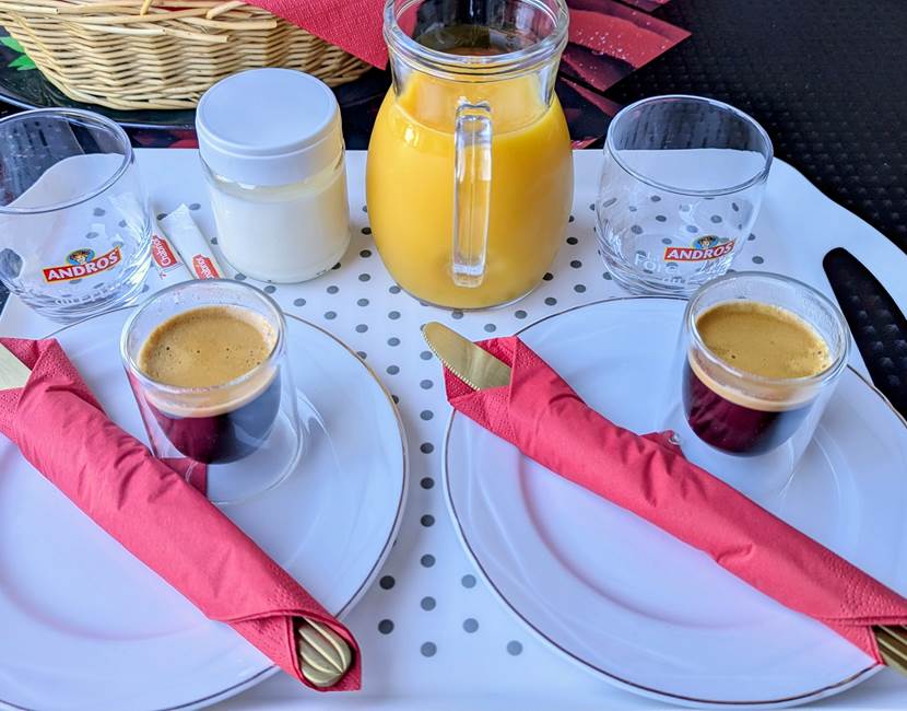 Love Room By Château de Comiac-Petit Déjeuner