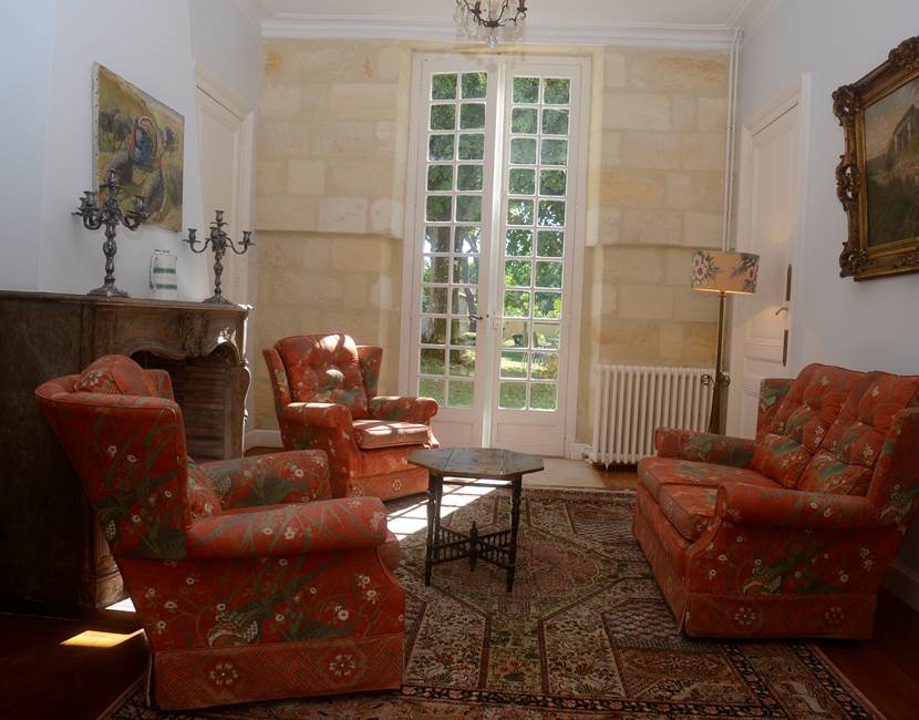 10 Petit salon