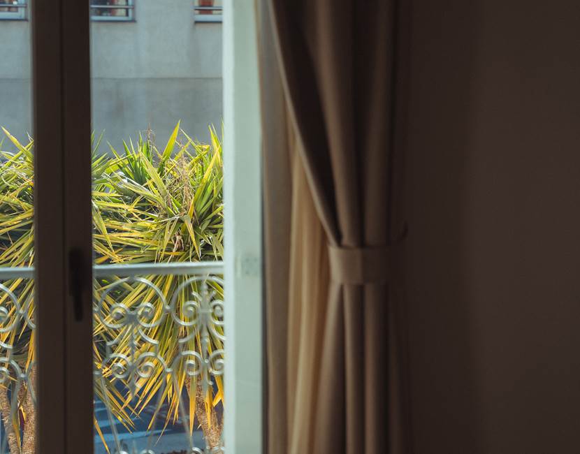 MAISON-BALAS-Suite-Gran-Terrassa-&-Spa-Vue