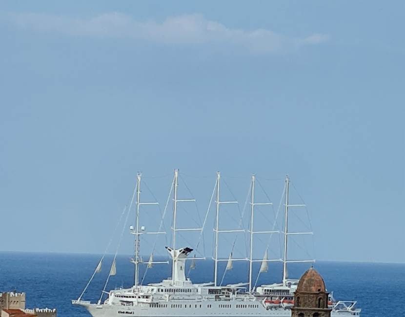 Vue de Collioure et la mer Hotel Ambeille