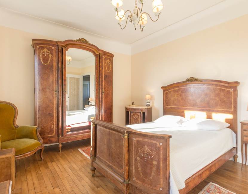 chambre n°1 avec 1 lit de 140