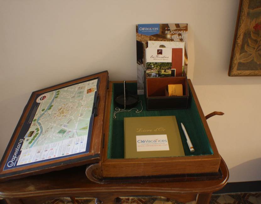 LE-PARCOURS-CATHARE-Livre-d-Or