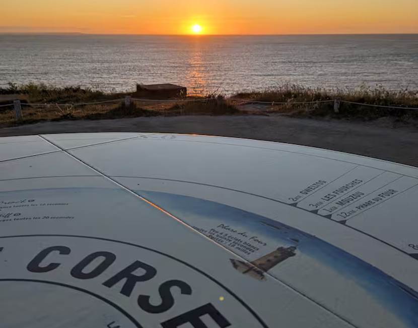 Pointe de Corsen – coucher de soleil – mer d’Iroise – Bretagne