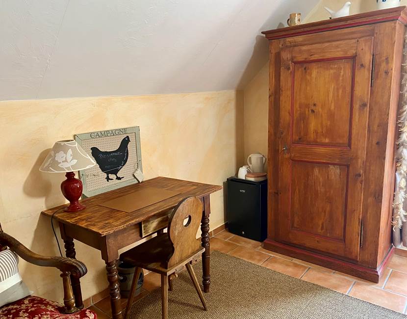 Espace bureau - Wifi gratuit - Mini frigo - Plateau de courtoisie