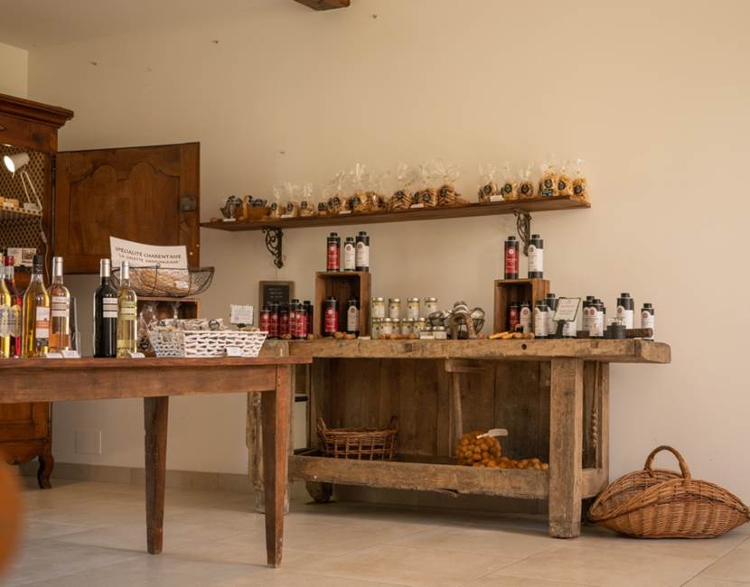 DEGUSTATION BOUTIQUE