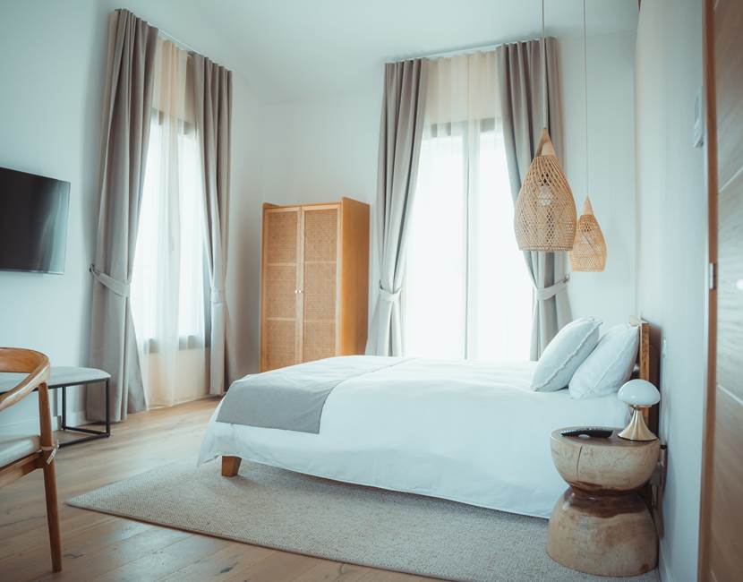 MAISON-BALAS-Suite-Cathedral-Chambre