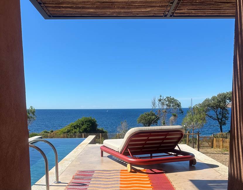 DAYBED