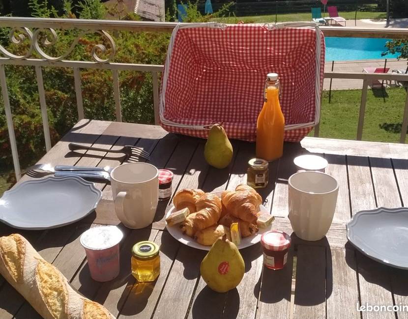 Balcon petit-déjeuner