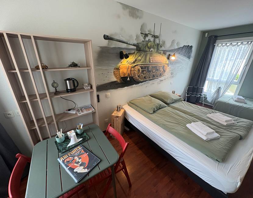 chambre d’hôtes D-Day chambre d’hôtes thème Seconde Guerre mondiale hébergement historique Normandie logement thème militaire chambre d’hôtes Débarquement