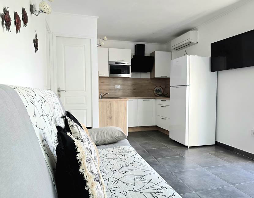 appartement-roya-bleu-azur-saint-florent