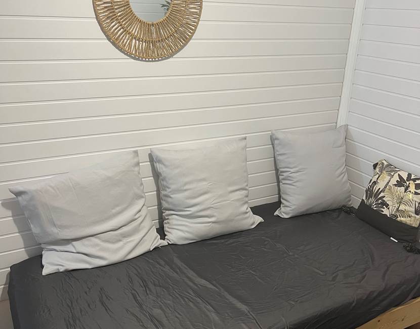 coin salon bungalow goyave