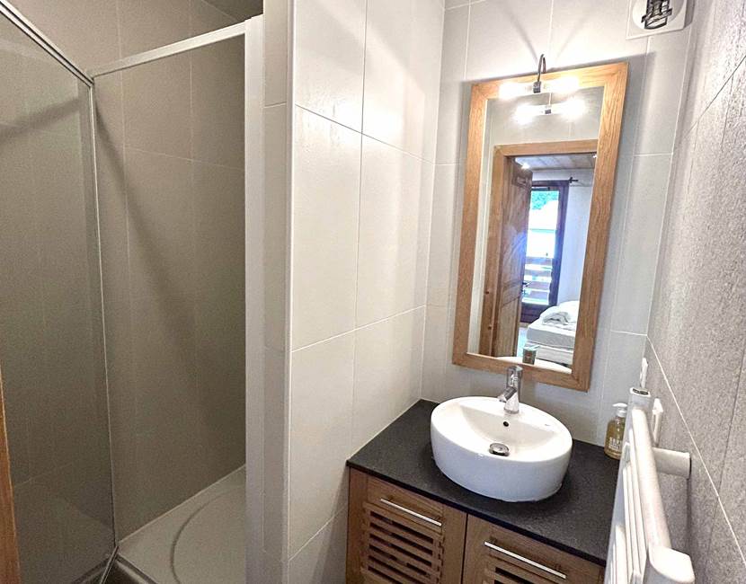 Salle d'eau - 2ème chambre